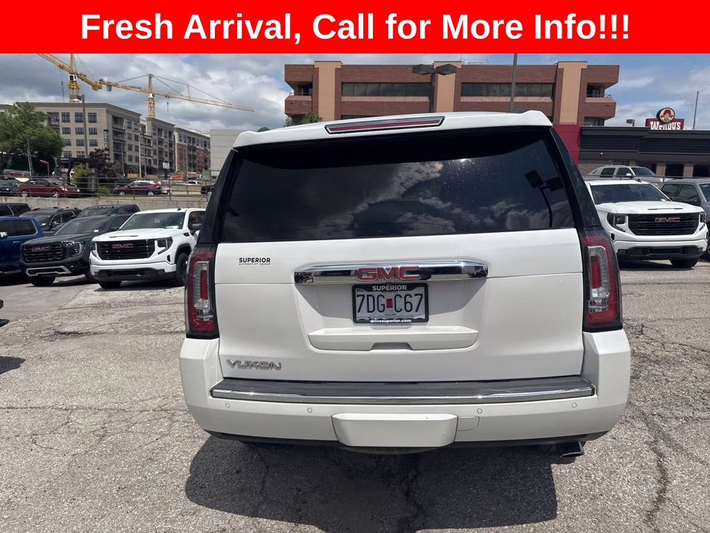2019 White Frost Tricoat GMC Yukon Denali 4X4 SUV