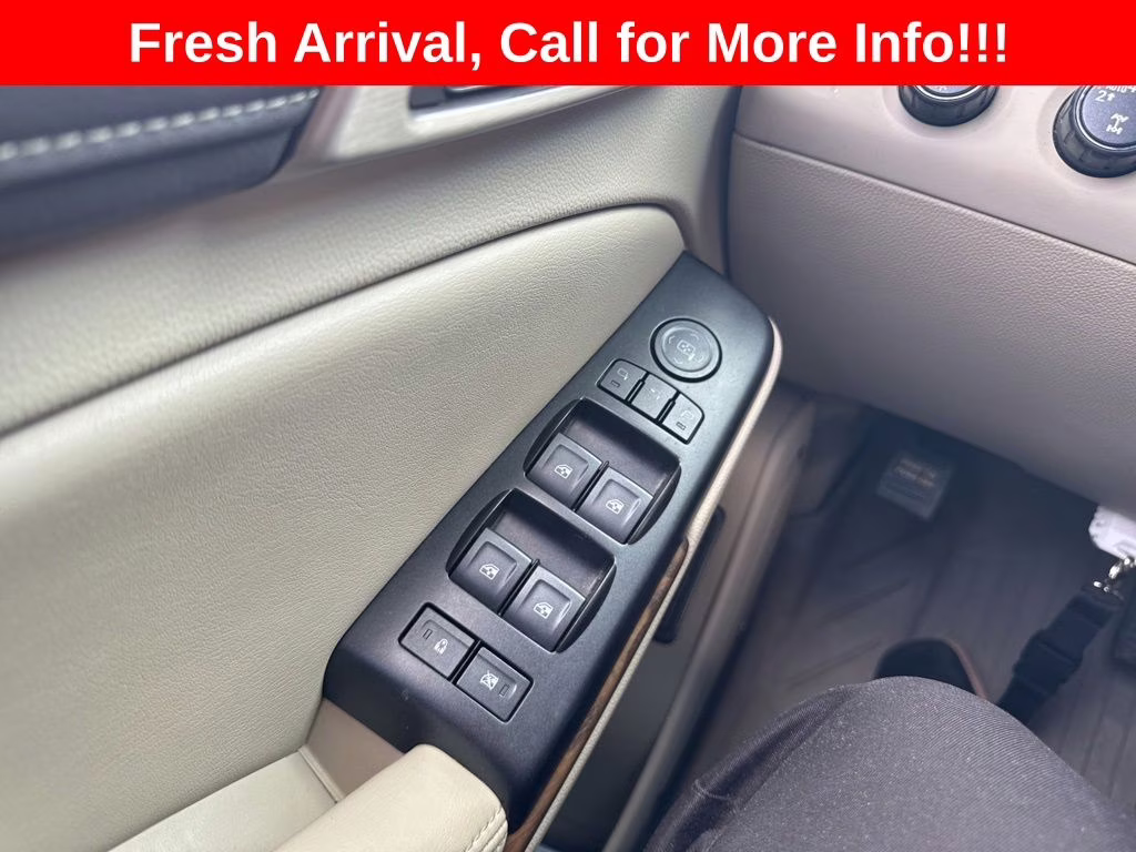 2019 White Frost Tricoat GMC Yukon Denali 4X4 SUV