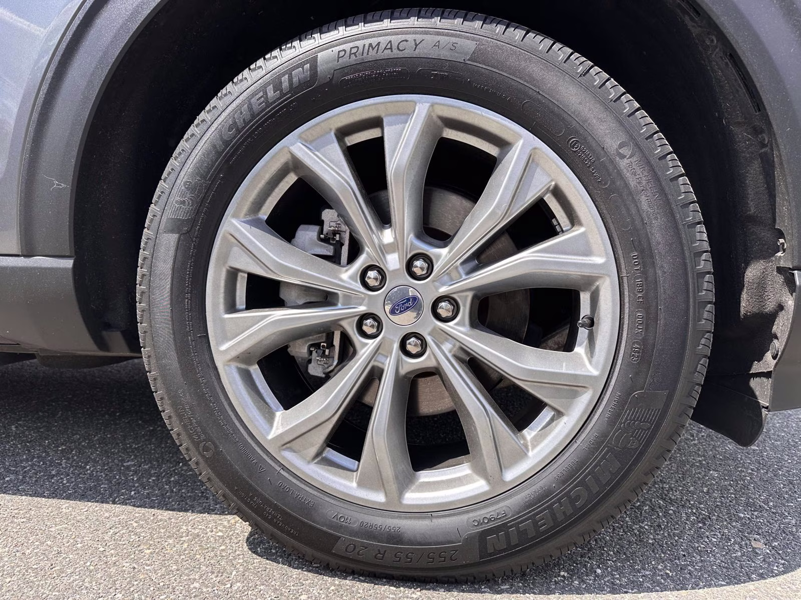 2024 Carbonized Gray Metallic Ford Explorer XLT 4WD 4X4 SUV