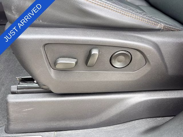 2024 Sterling Metallic GMC Sierra 1500 AT4 4X4 Truck