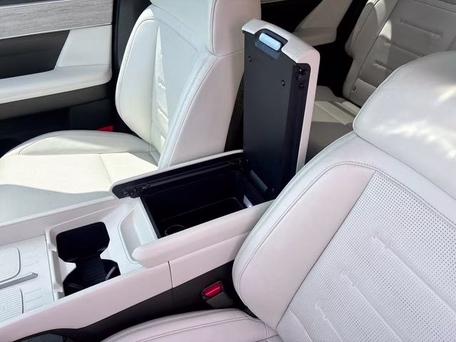 2024 Green Hyundai Santa Fe Calligraphy FWD SUV