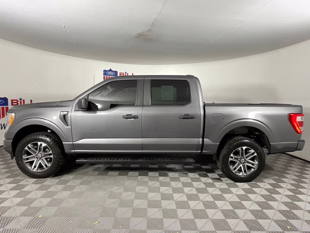 2021 Gray Metallic Ford F-150 XL RWD Truck