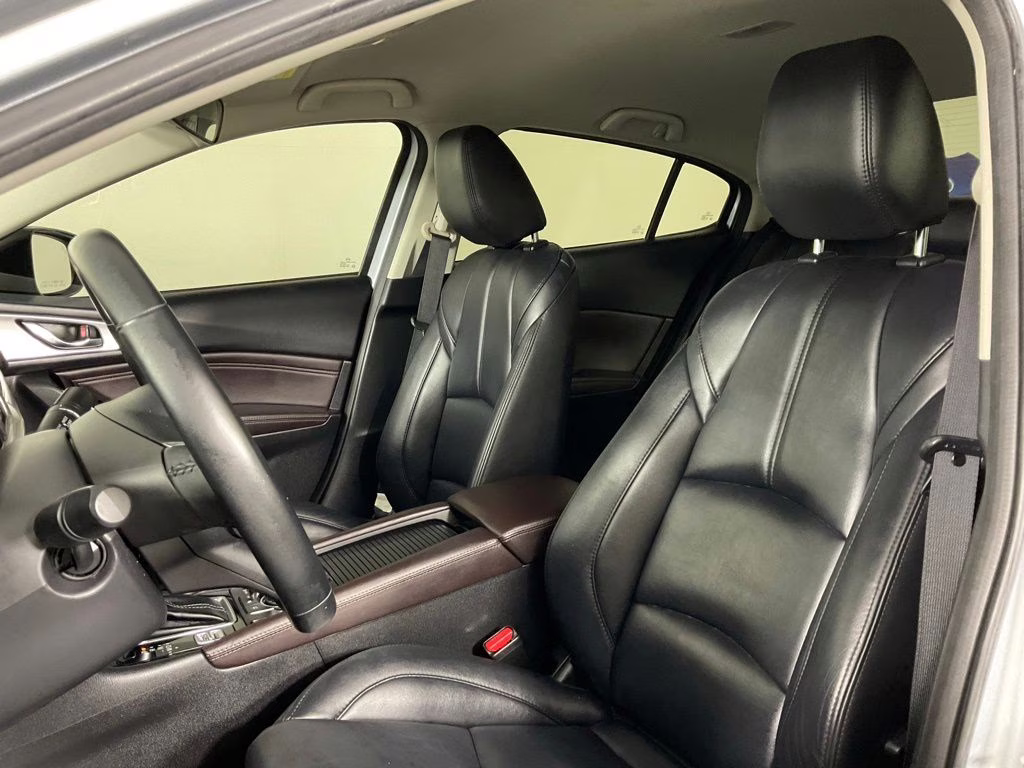 2018 Sonic Silver Metallic Mazda Mazda3 Touring FWD Sedan