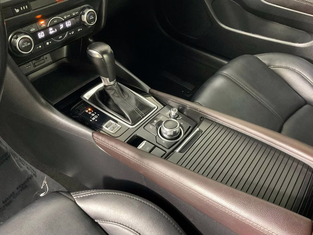 2018 Sonic Silver Metallic Mazda Mazda3 Touring FWD Sedan