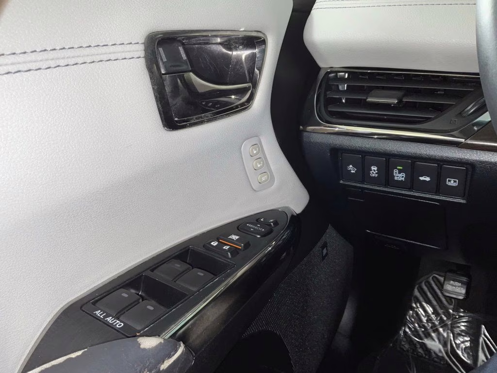 2016 Cosmic Gray Mica Toyota Avalon Limited FWD Sedan