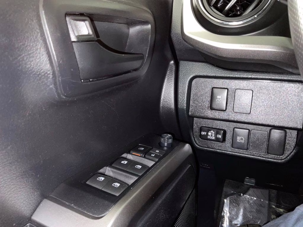 2021 Midnight Black Metallic Toyota Tacoma SR5 RWD Truck