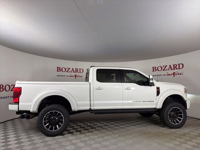 2021 White Ford Super Duty F-250 SRW Lariat Harley Davidson 4X4 Truck