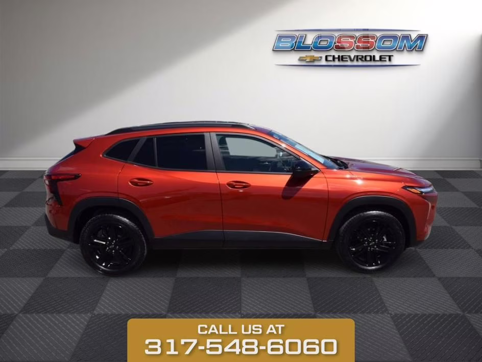 2024 Orange Metallic Chevrolet Trax ACTIV FWD SUV