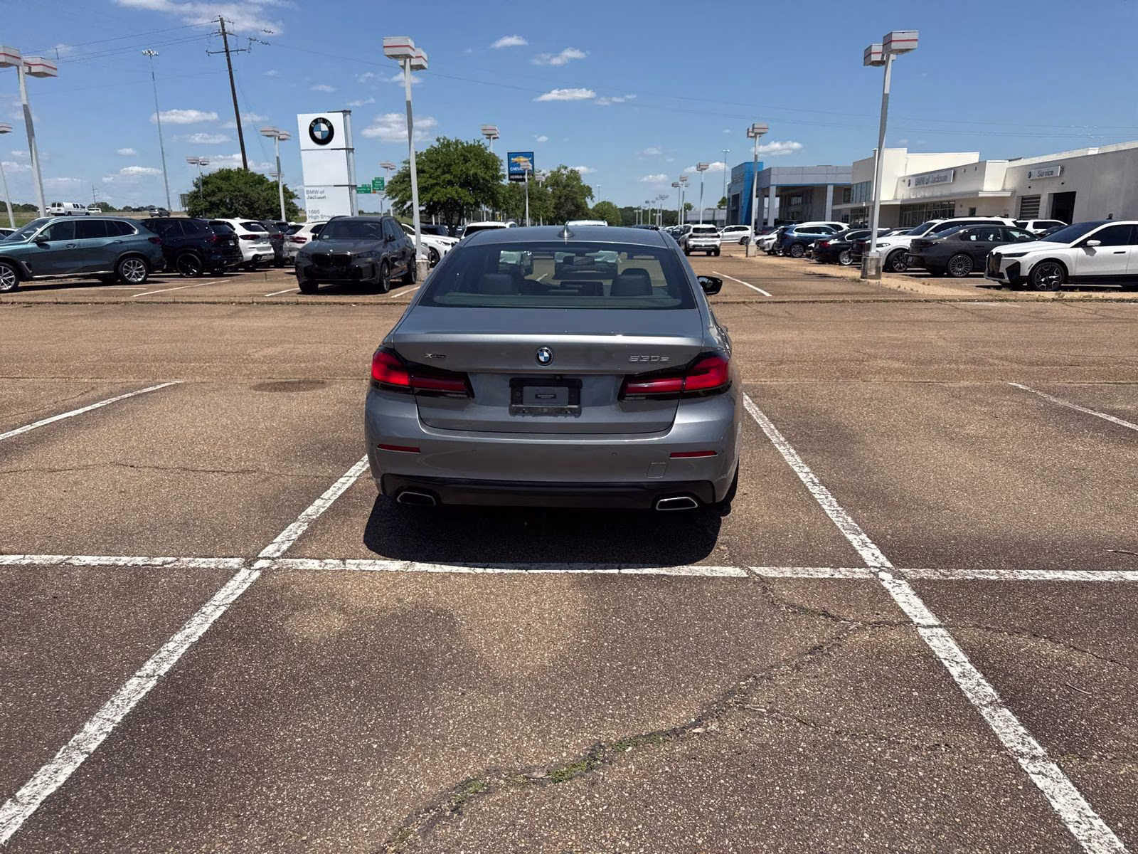 2023 Skyscraper Gray Metallic BMW 5 Series 530e iPerformance AWD Sedan