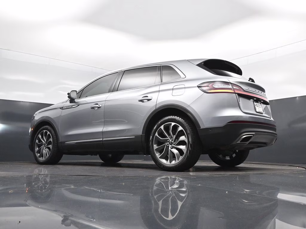 2023 Radiance Metallic Lincoln Nautilus Reserve AWD SUV