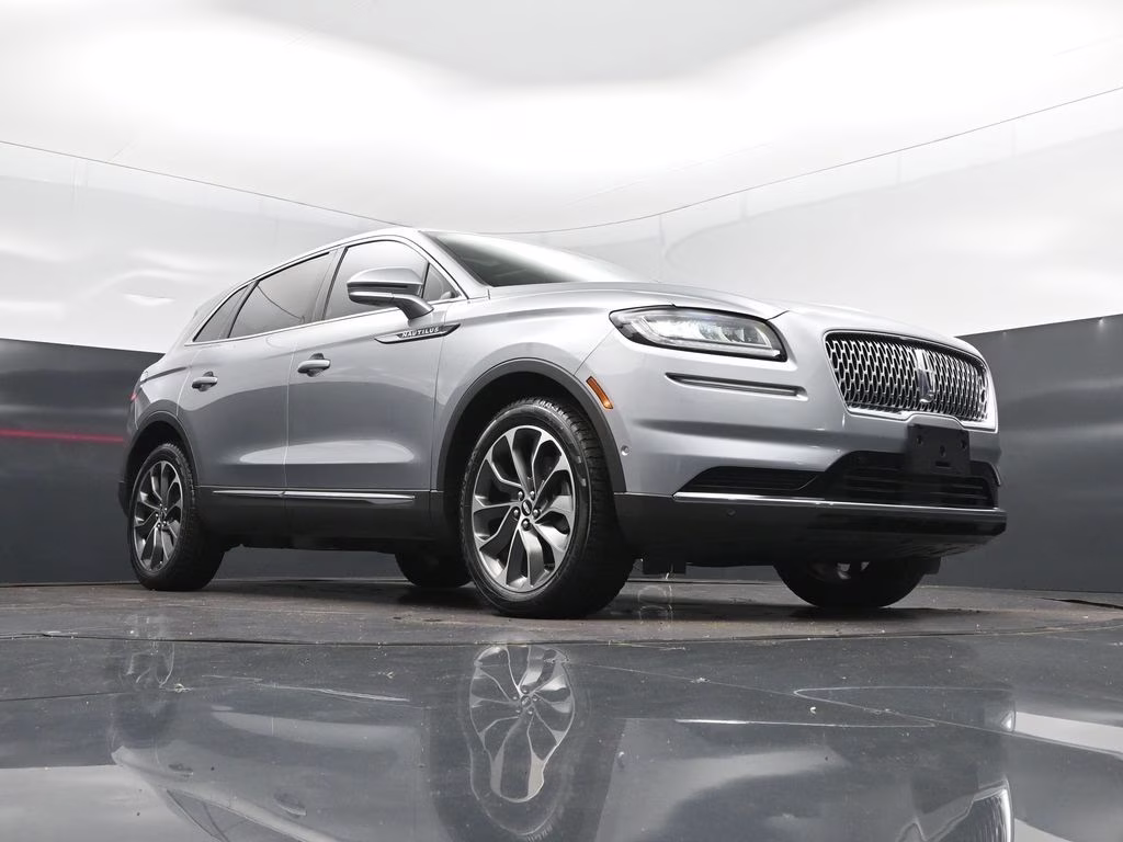 2023 Radiance Metallic Lincoln Nautilus Reserve AWD SUV