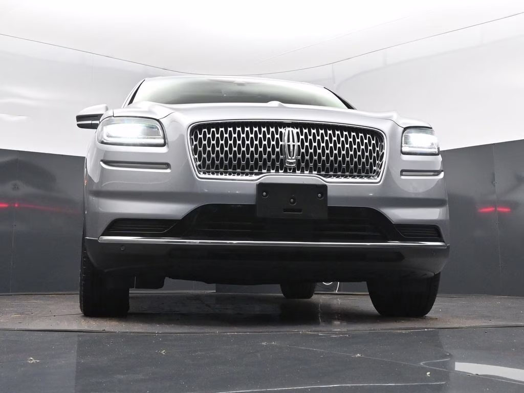 2023 Radiance Metallic Lincoln Nautilus Reserve AWD SUV