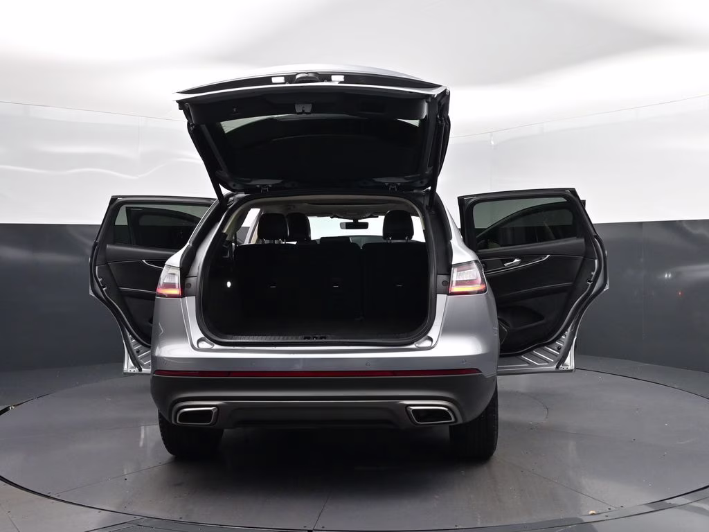 2023 Radiance Metallic Lincoln Nautilus Reserve AWD SUV