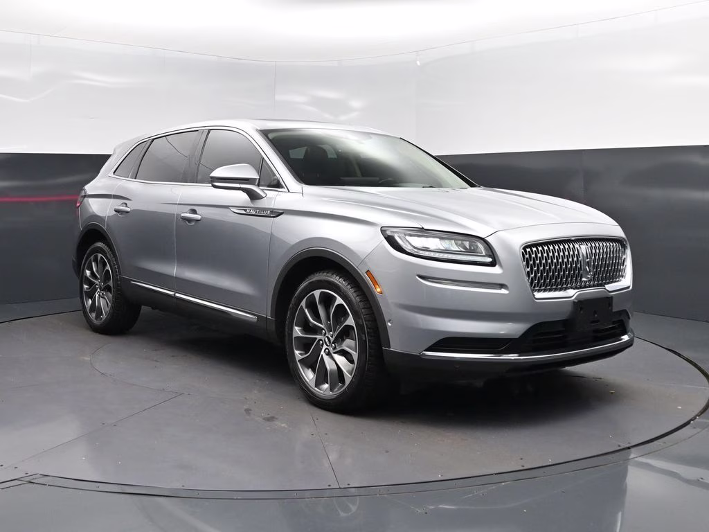 2023 Radiance Metallic Lincoln Nautilus Reserve AWD SUV
