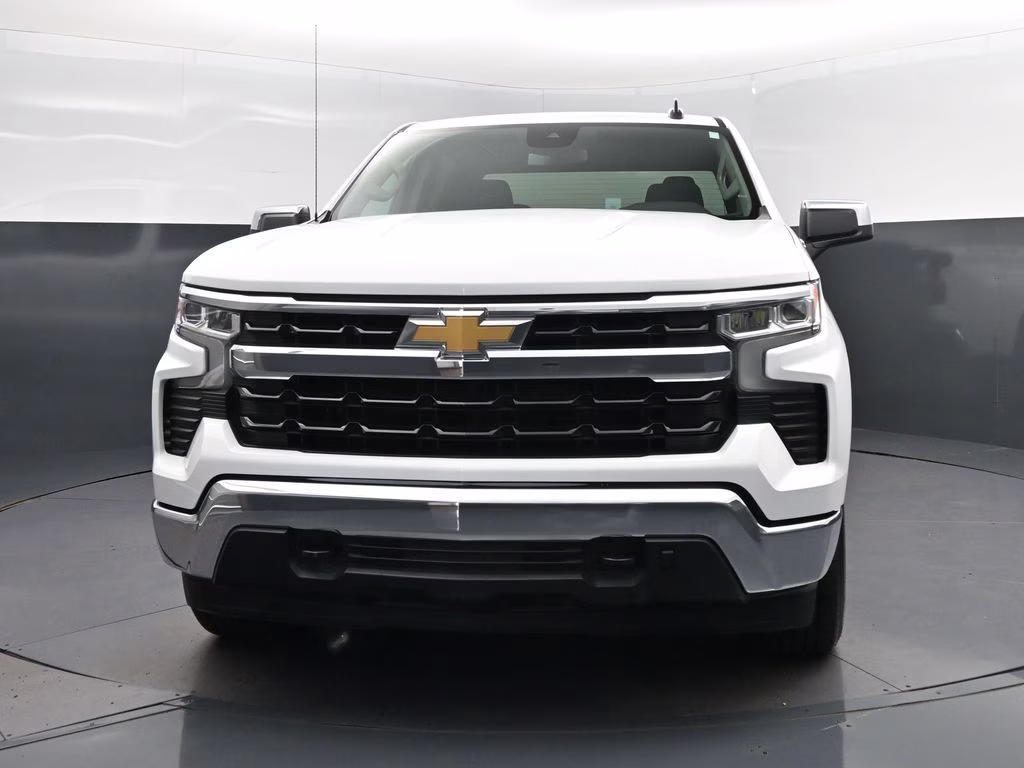 2023 Summit White Chevrolet Silverado 1500 LT 4X4 Truck