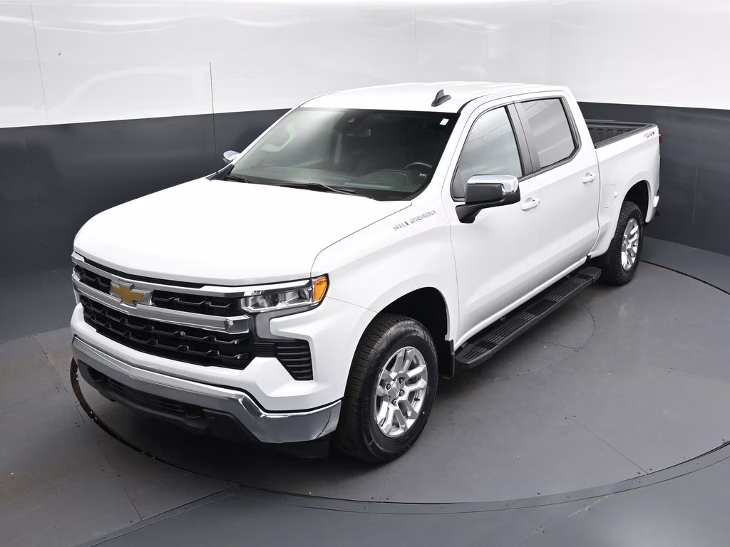 2023 Summit White Chevrolet Silverado 1500 LT 4X4 Truck