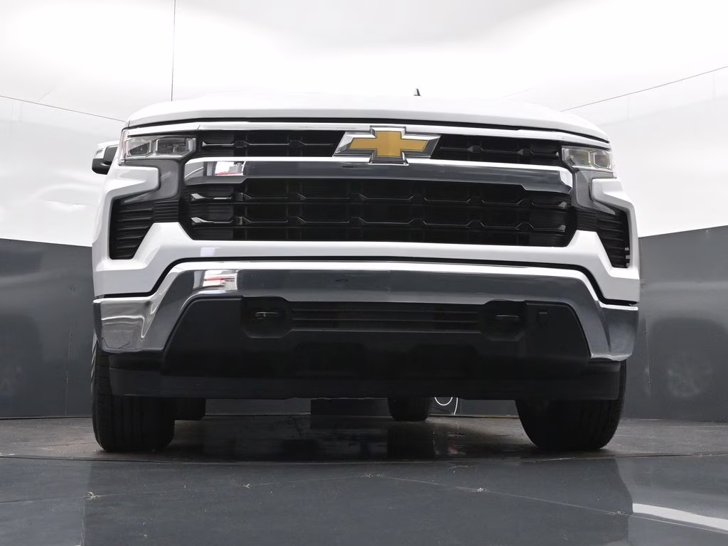 2023 Summit White Chevrolet Silverado 1500 LT 4X4 Truck