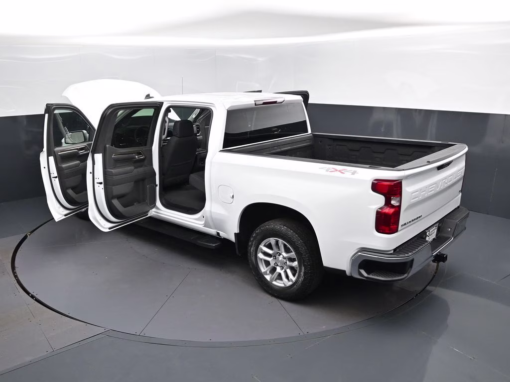 2023 Summit White Chevrolet Silverado 1500 LT 4X4 Truck