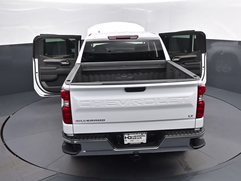 2023 Summit White Chevrolet Silverado 1500 LT 4X4 Truck