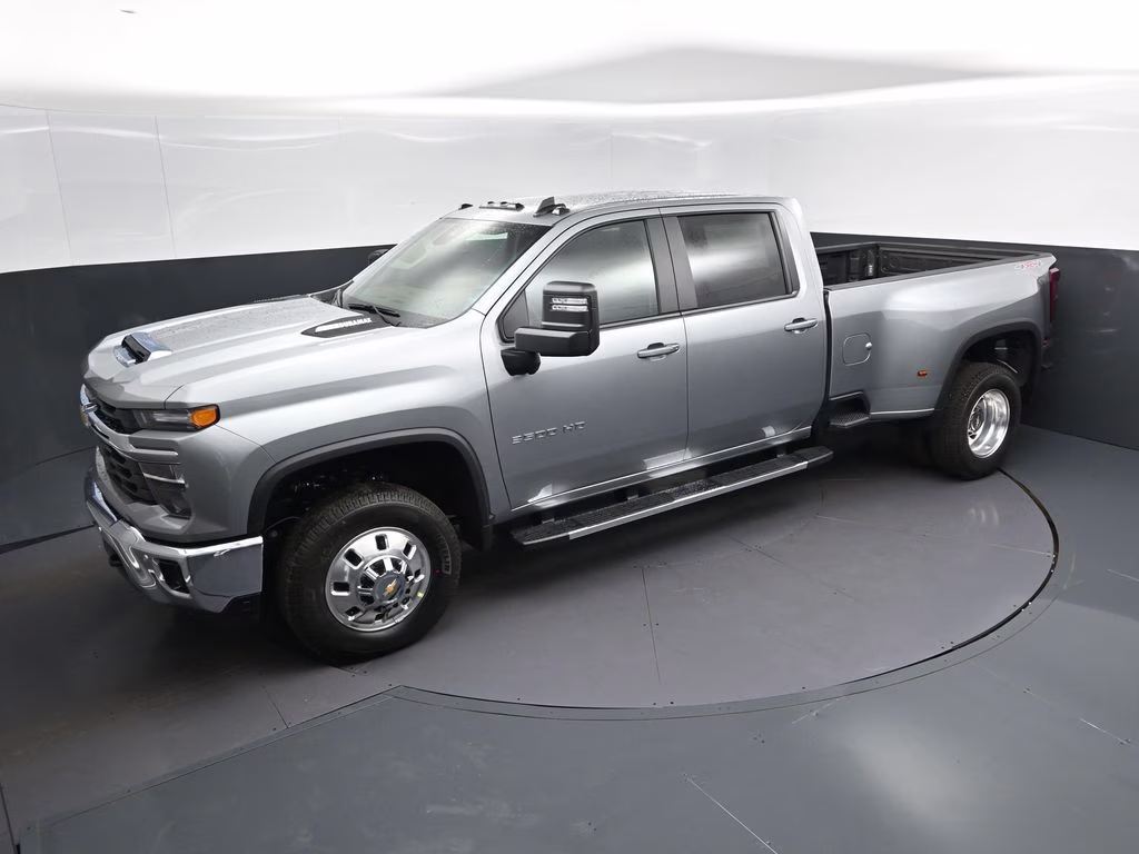 2026 Sterling Gray Metallic Chevrolet Silverado 3500HD LT 4X4 Truck