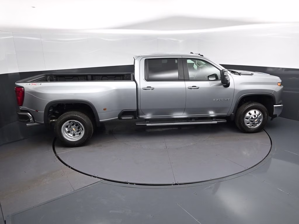2026 Sterling Gray Metallic Chevrolet Silverado 3500HD LT 4X4 Truck