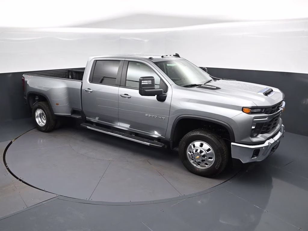 2026 Sterling Gray Metallic Chevrolet Silverado 3500HD LT 4X4 Truck