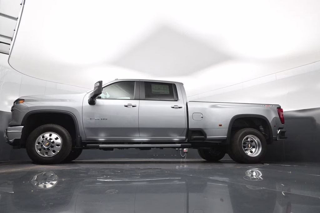 2026 Sterling Gray Metallic Chevrolet Silverado 3500HD LT 4X4 Truck