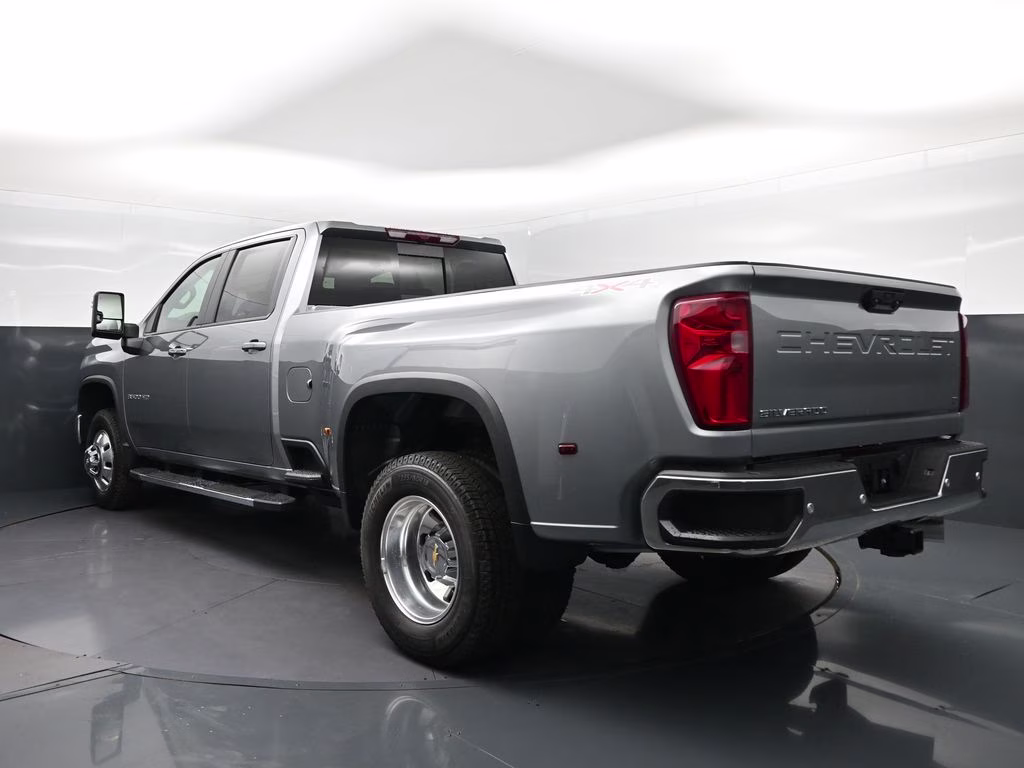 2026 Sterling Gray Metallic Chevrolet Silverado 3500HD LT 4X4 Truck