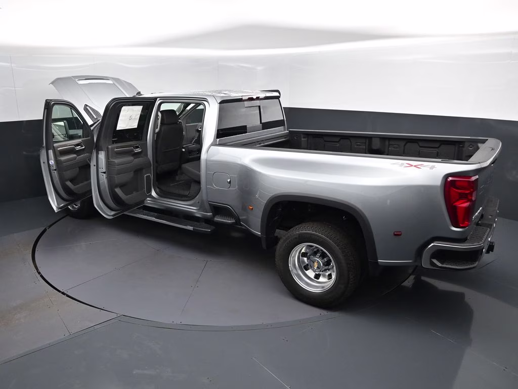 2026 Sterling Gray Metallic Chevrolet Silverado 3500HD LT 4X4 Truck