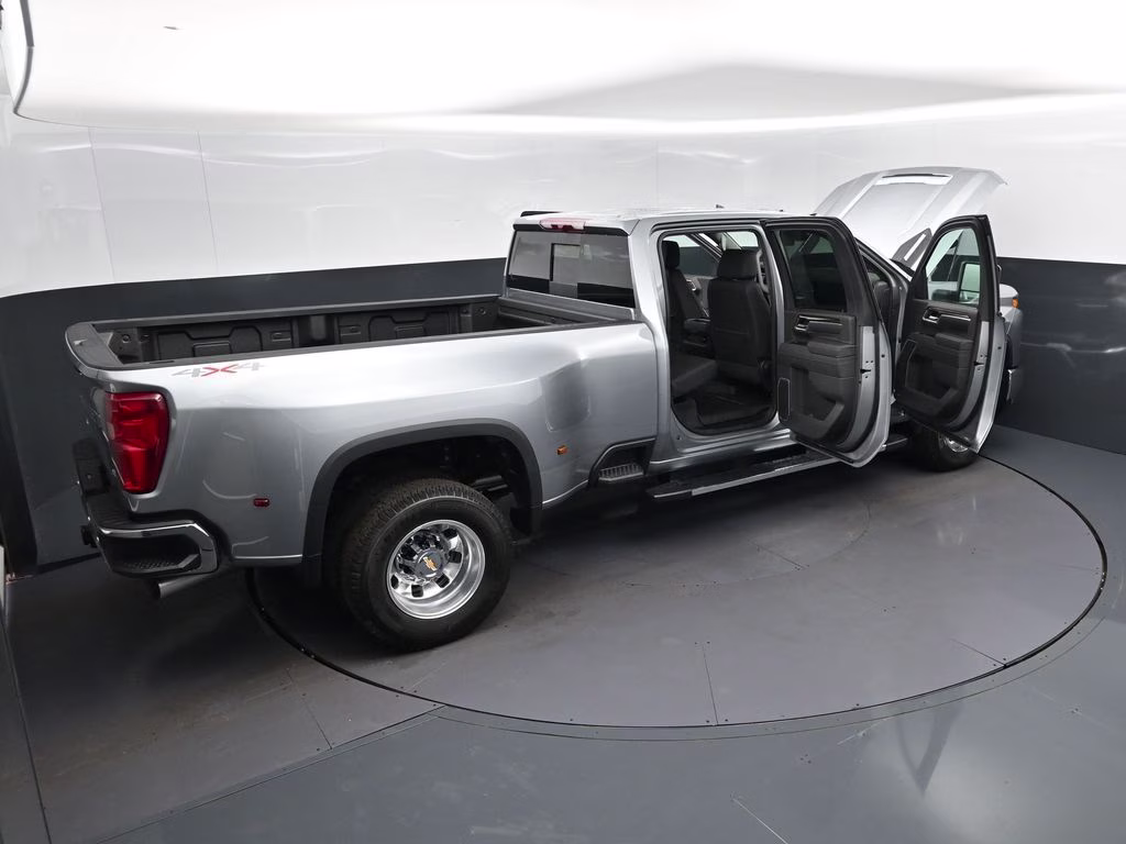 2026 Sterling Gray Metallic Chevrolet Silverado 3500HD LT 4X4 Truck