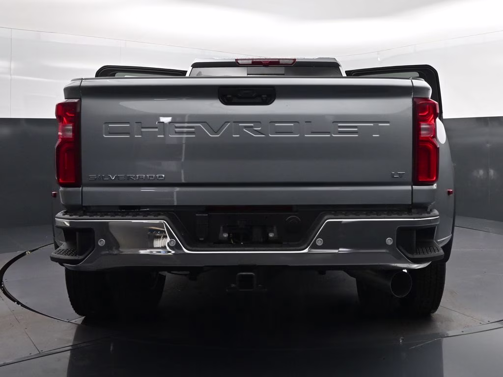 2026 Sterling Gray Metallic Chevrolet Silverado 3500HD LT 4X4 Truck