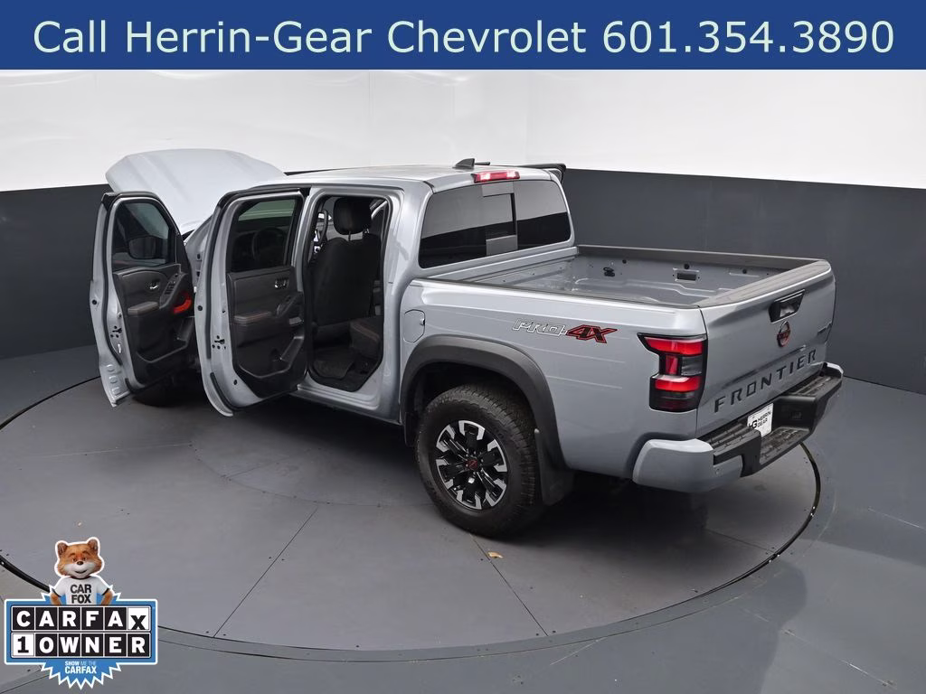 2024 Boulder Gray Nissan Frontier PRO-4X 4X4 Truck