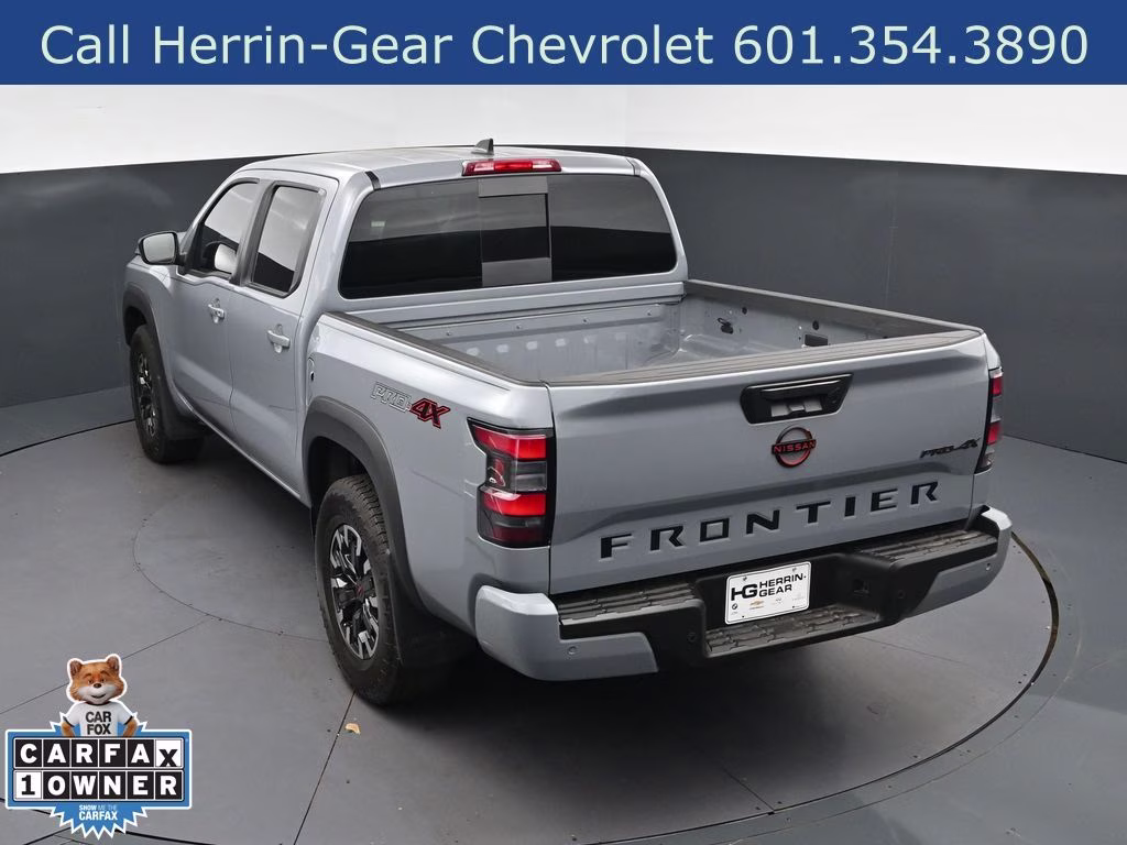 2024 Boulder Gray Nissan Frontier PRO-4X 4X4 Truck