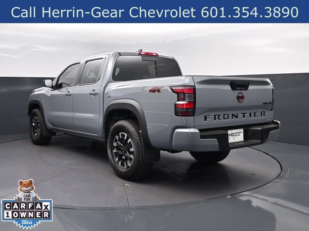 2024 Boulder Gray Nissan Frontier PRO-4X 4X4 Truck