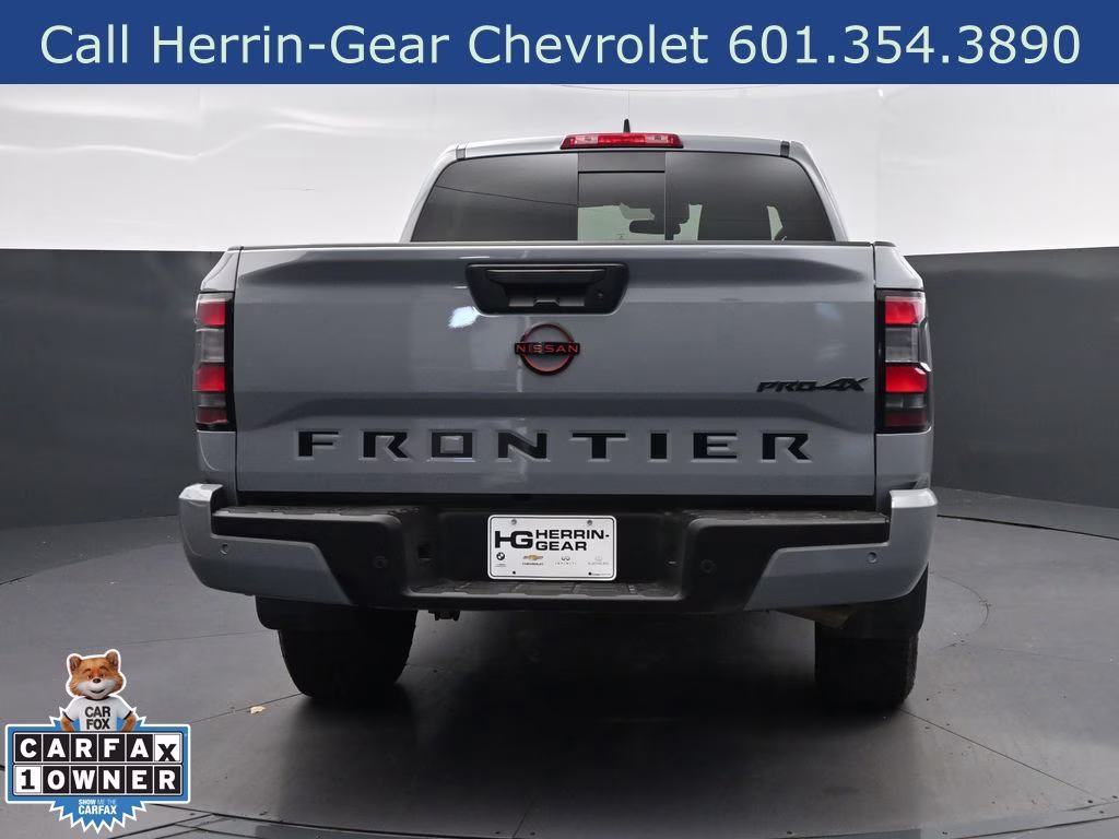 2024 Boulder Gray Nissan Frontier PRO-4X 4X4 Truck