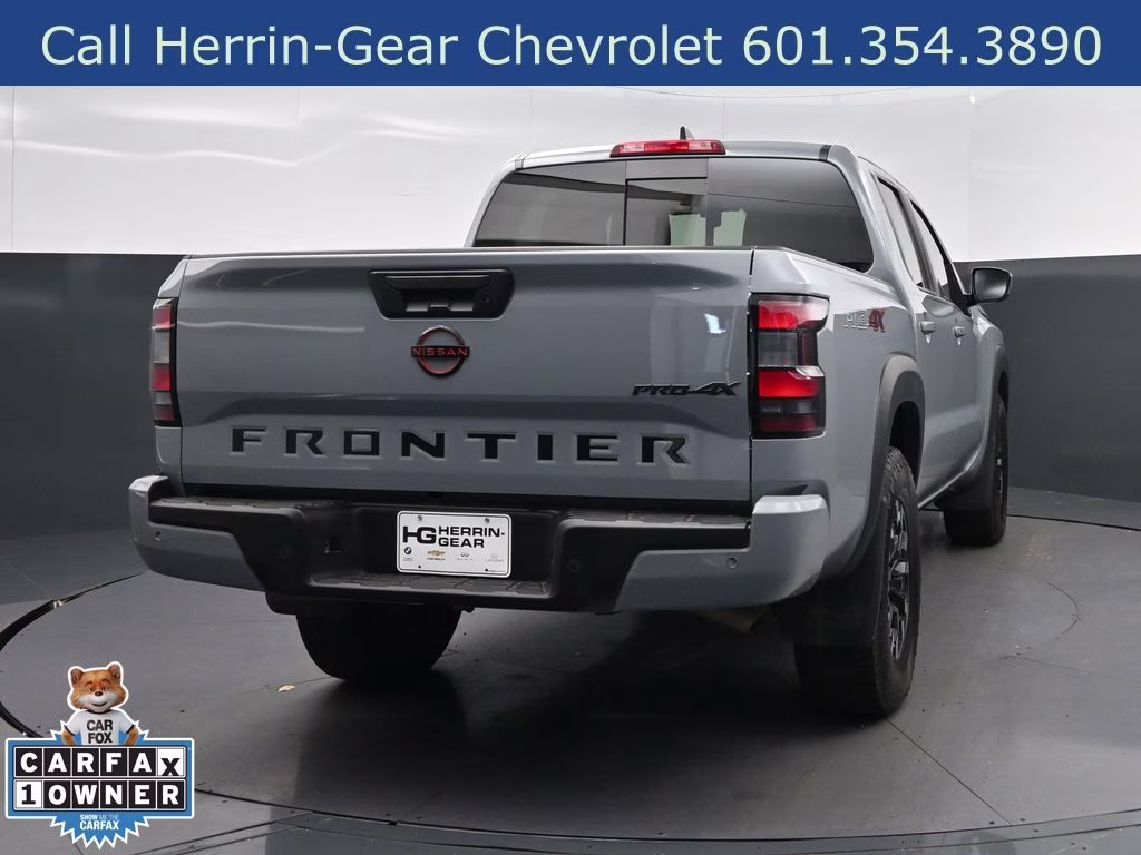 2024 Boulder Gray Nissan Frontier PRO-4X 4X4 Truck