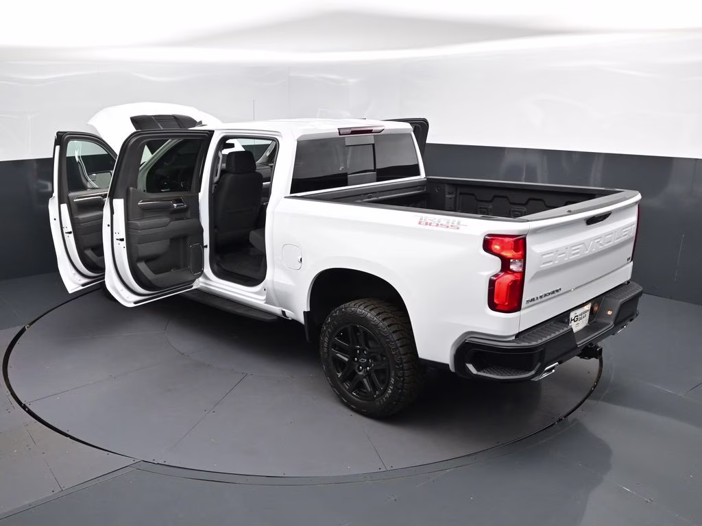 2026 Summit White Chevrolet Silverado 1500 LT Trail Boss 4X4 Truck