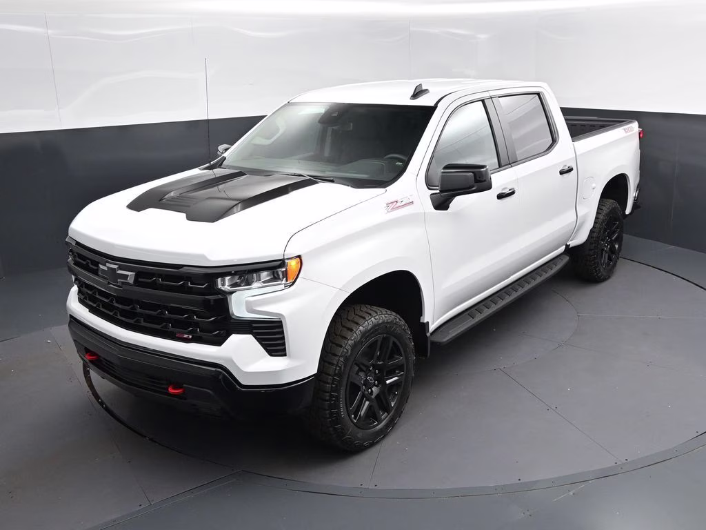 2026 Summit White Chevrolet Silverado 1500 LT Trail Boss 4X4 Truck