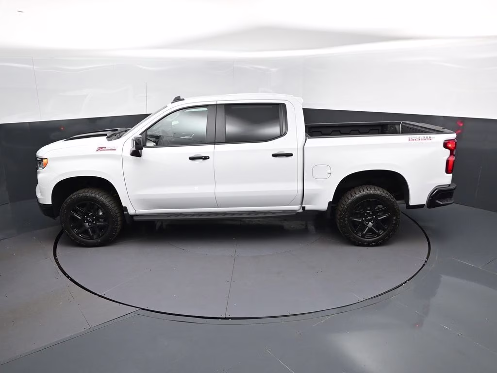 2026 Summit White Chevrolet Silverado 1500 LT Trail Boss 4X4 Truck