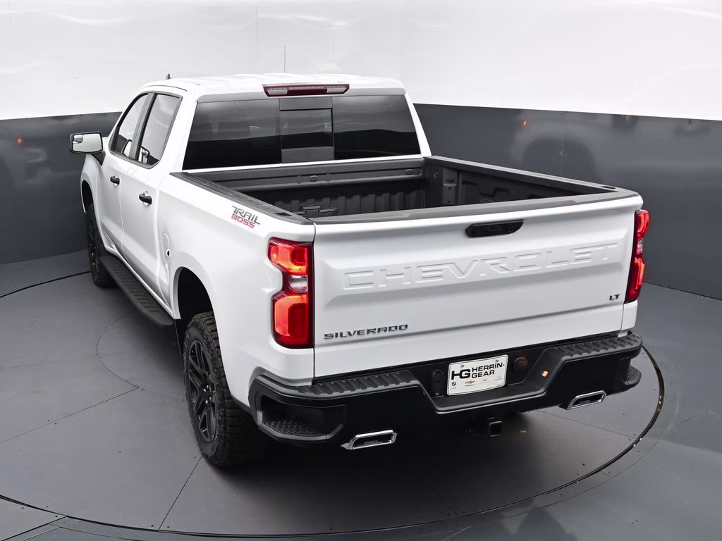2026 Summit White Chevrolet Silverado 1500 LT Trail Boss 4X4 Truck