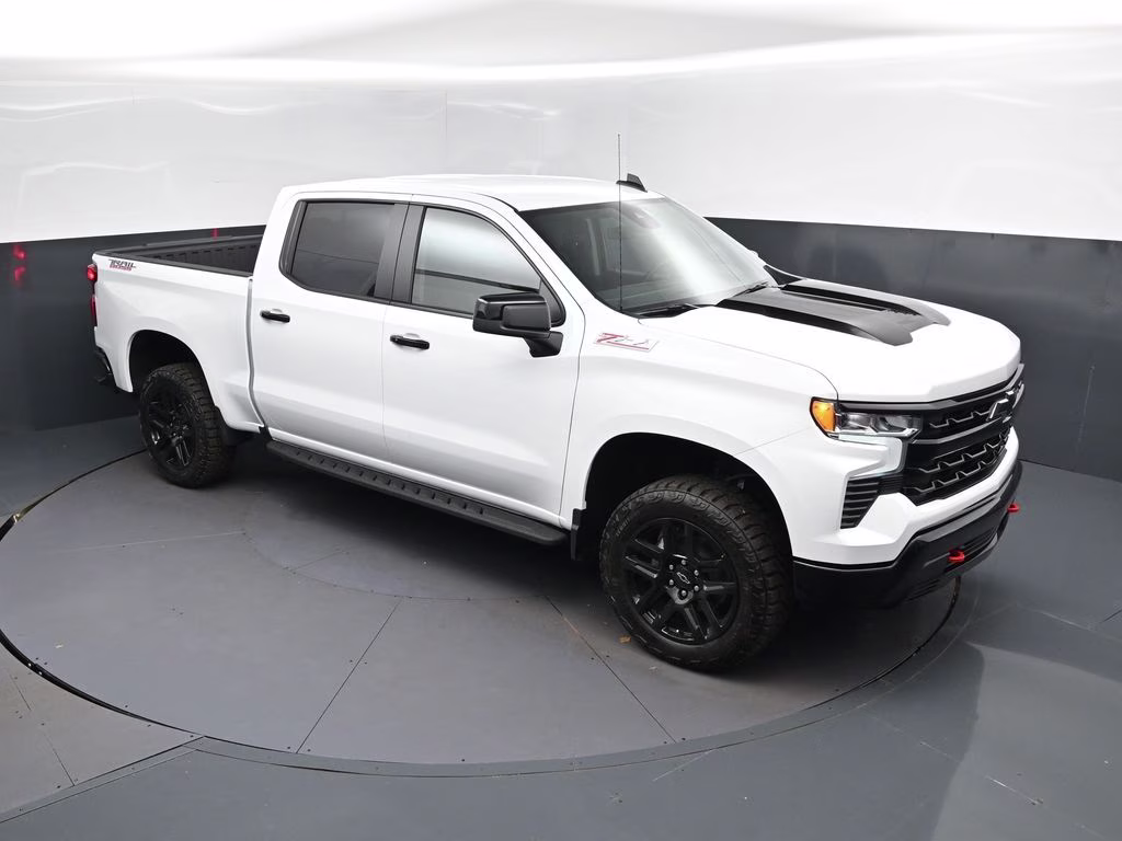 2026 Summit White Chevrolet Silverado 1500 LT Trail Boss 4X4 Truck