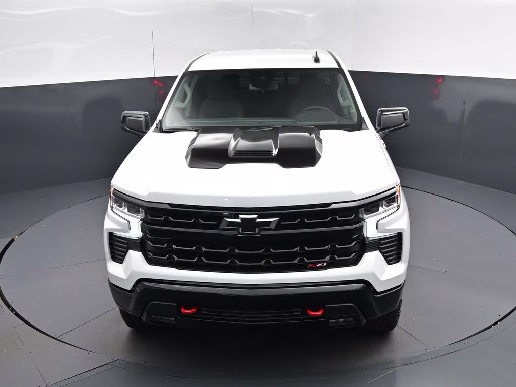 2026 Summit White Chevrolet Silverado 1500 LT Trail Boss 4X4 Truck