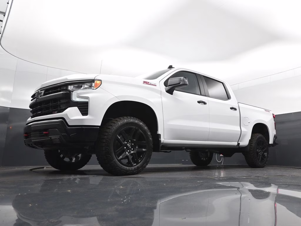2026 Summit White Chevrolet Silverado 1500 LT Trail Boss 4X4 Truck
