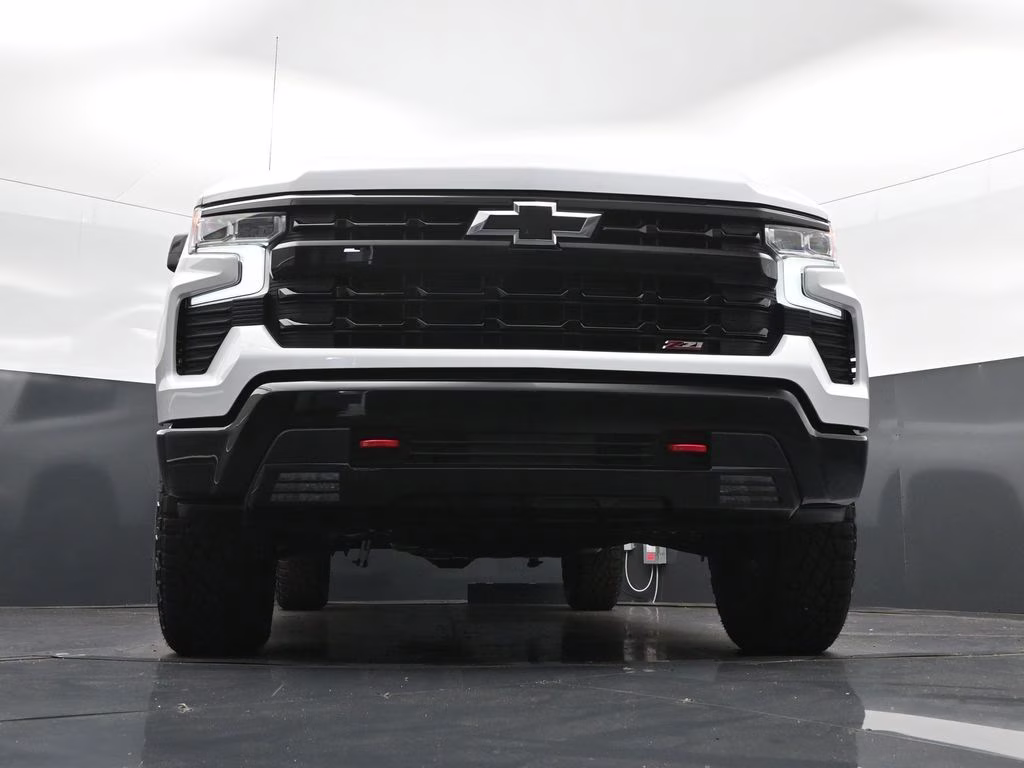 2026 Summit White Chevrolet Silverado 1500 LT Trail Boss 4X4 Truck