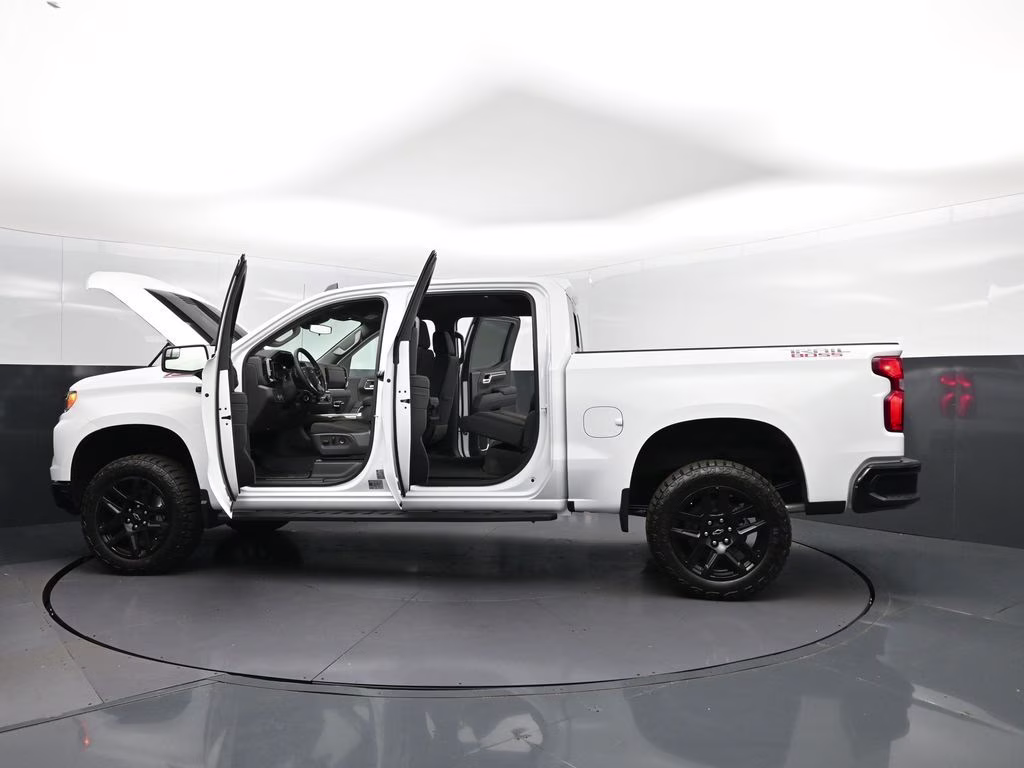2026 Summit White Chevrolet Silverado 1500 LT Trail Boss 4X4 Truck