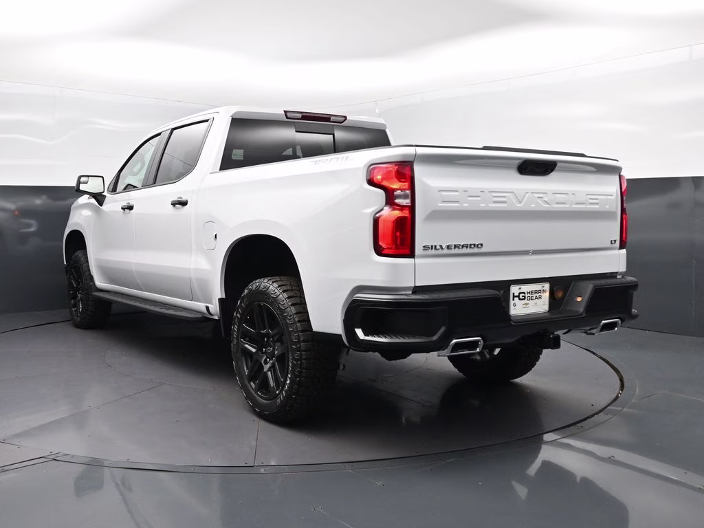 2026 Summit White Chevrolet Silverado 1500 LT Trail Boss 4X4 Truck