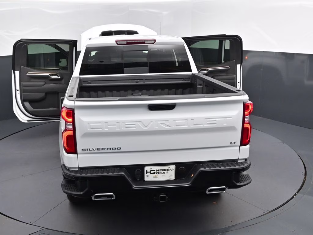 2026 Summit White Chevrolet Silverado 1500 LT Trail Boss 4X4 Truck