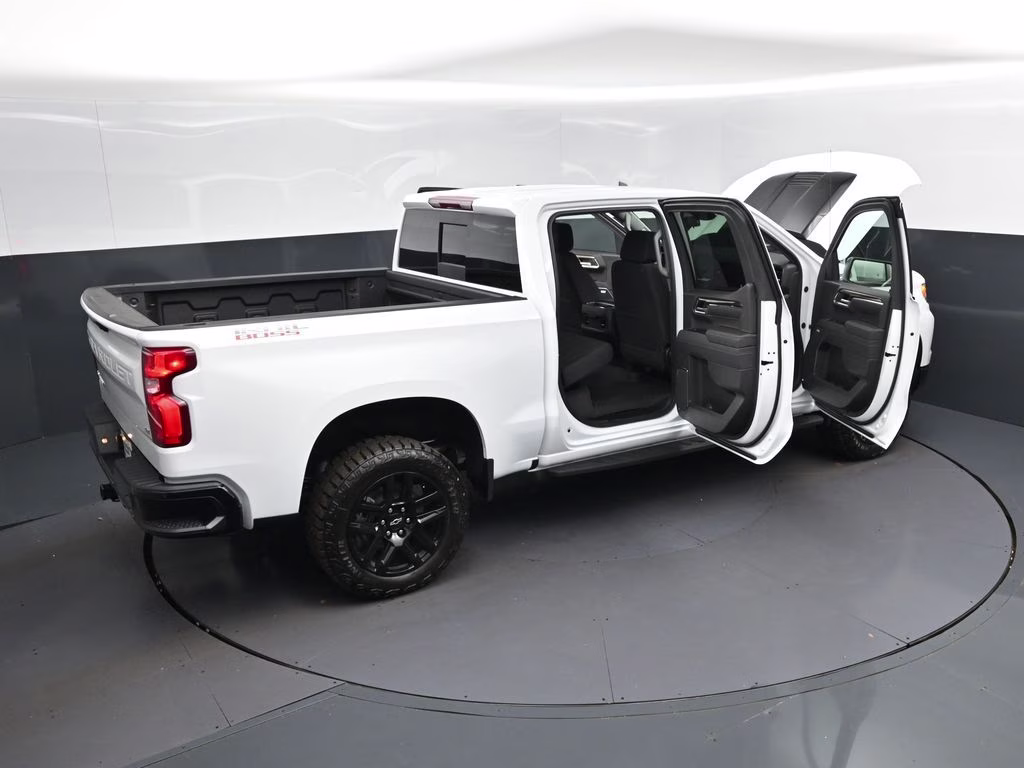 2026 Summit White Chevrolet Silverado 1500 LT Trail Boss 4X4 Truck