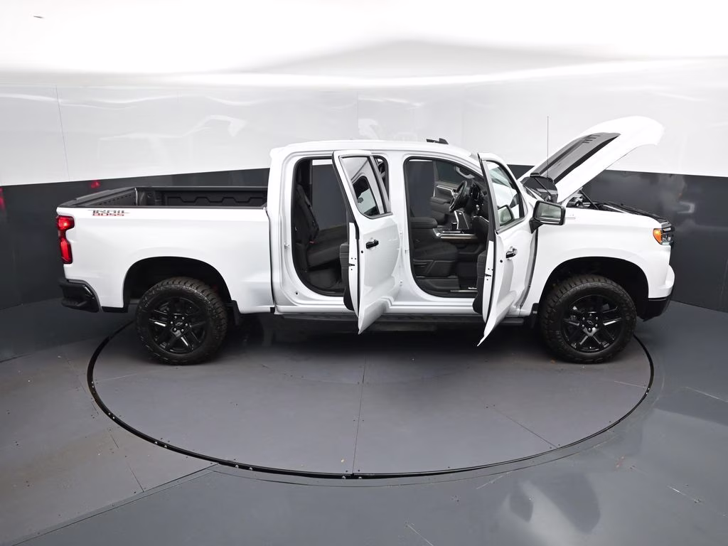 2026 Summit White Chevrolet Silverado 1500 LT Trail Boss 4X4 Truck