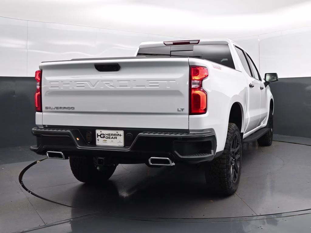 2026 Summit White Chevrolet Silverado 1500 LT Trail Boss 4X4 Truck